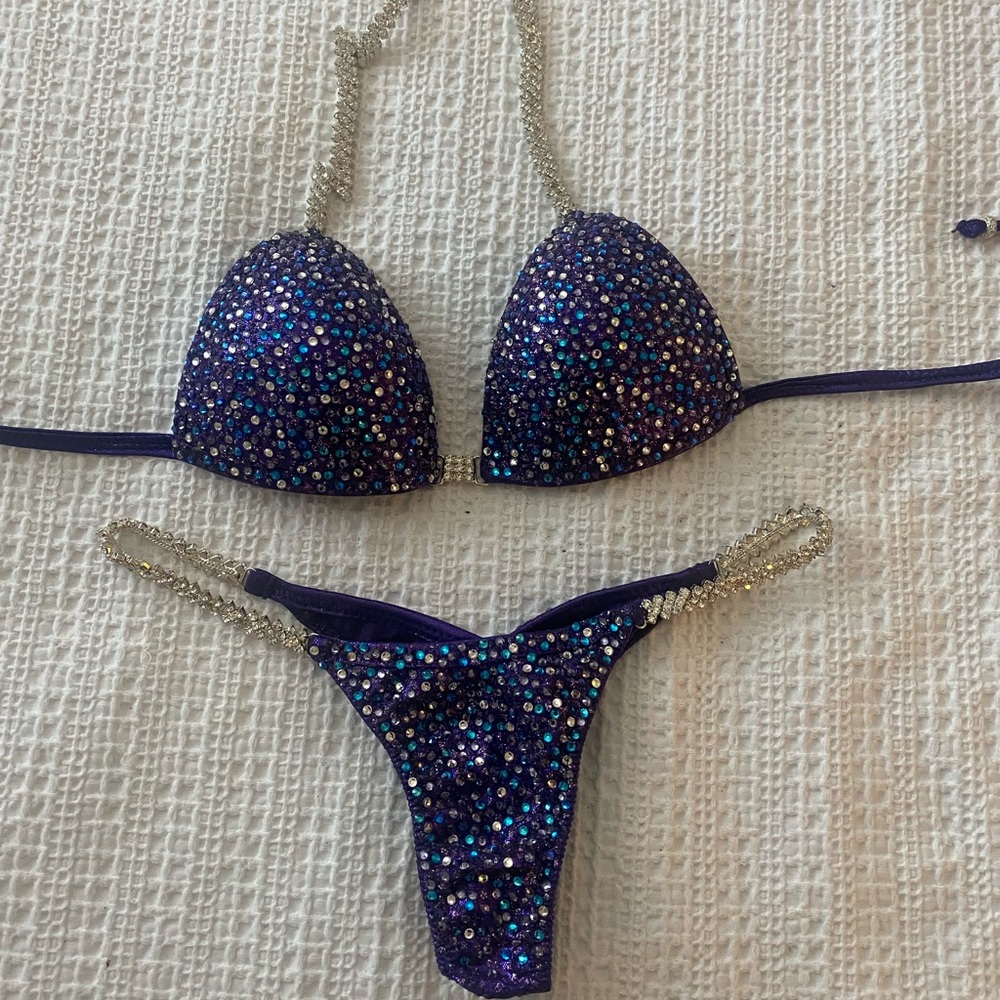 Bikini competition suit - Picture 2 of 3